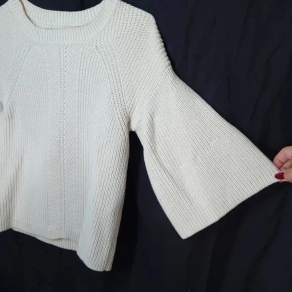 LOFT Cotton Knit Bell Sleeve Chunky Sweater - Picture 5 of 8
